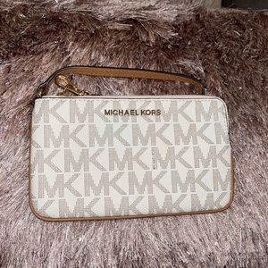 MK wristlet